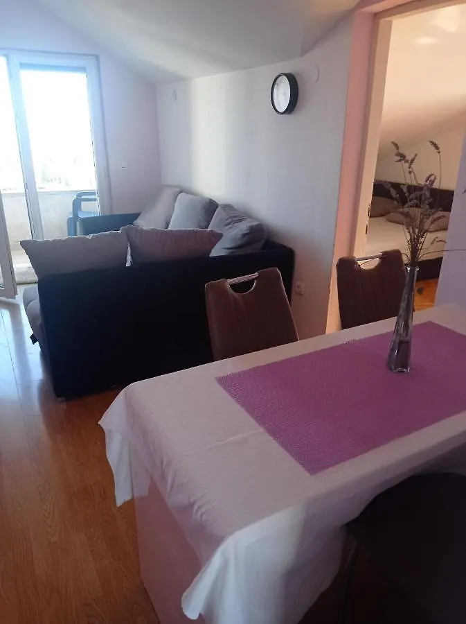 Apartments Tomisa Split